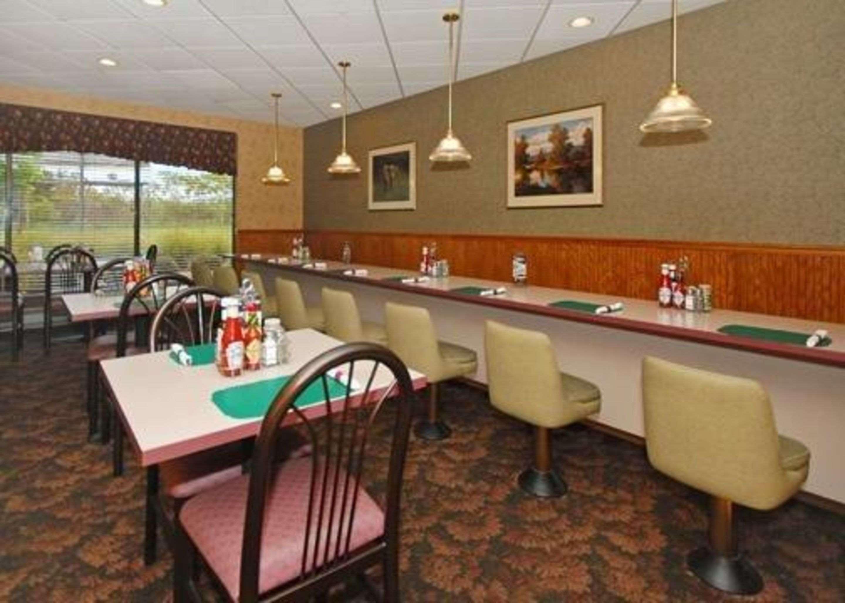 Quality Inn & Suites Danville Exteriör bild