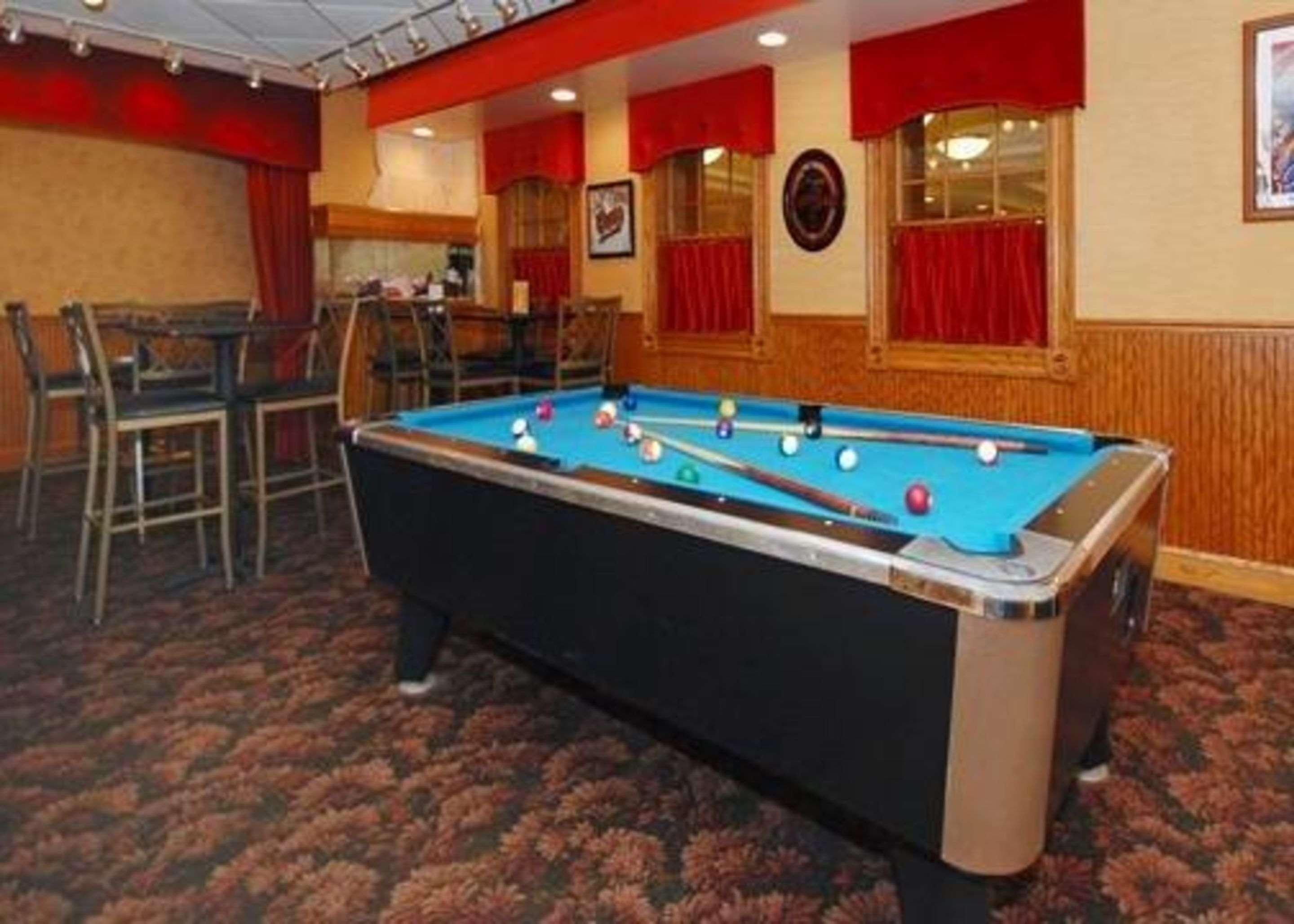 Quality Inn & Suites Danville Exteriör bild